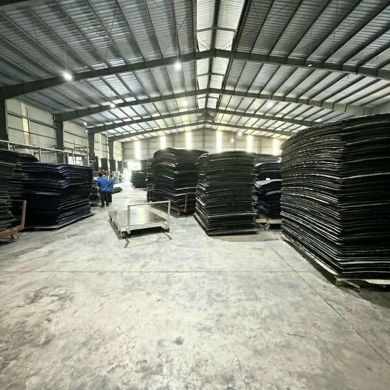 Khay EVA foam được dùng rộng trong điện tử, phụ tùng ô tô, dụng cụ y